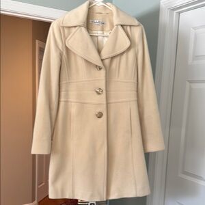Elegant Cream Women's Coat